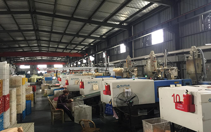Cixi Changhe Leyou Sanitary Ware Factory কারখানা উত্পাদন লাইন